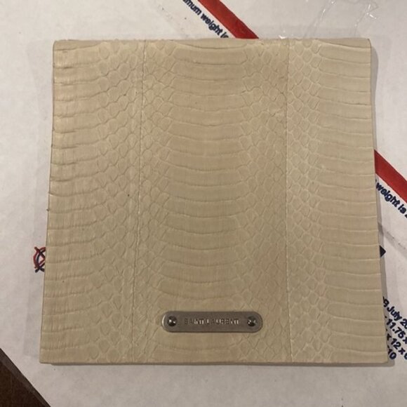 Saint Laurent Leather Envelope Pouch with Textured Leather - Picture 2 of 5